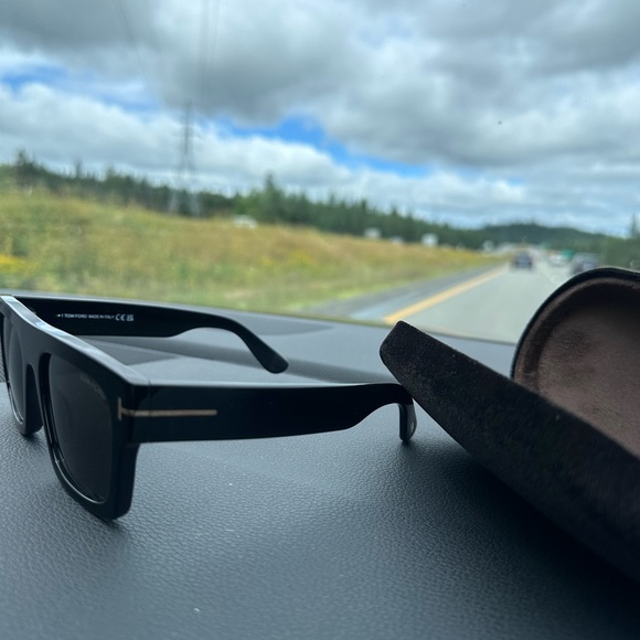 Tom ford sunglasses - Picture 4 of 6